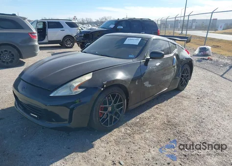2009 Nissan 370Z Touring z USA, uszkodzony, nr VIN JN1AZ44E39M405785